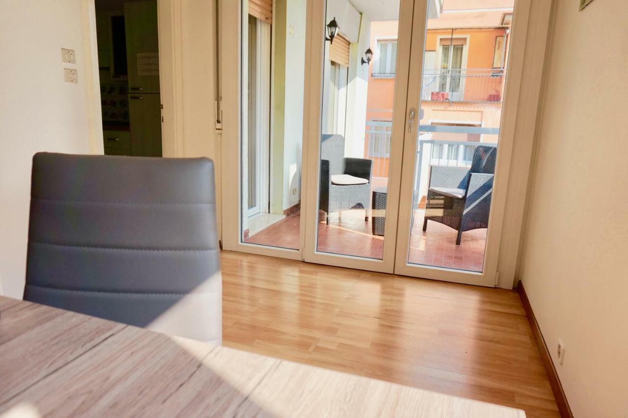 Appartamento Garda Riva del Garda Luaran gambar